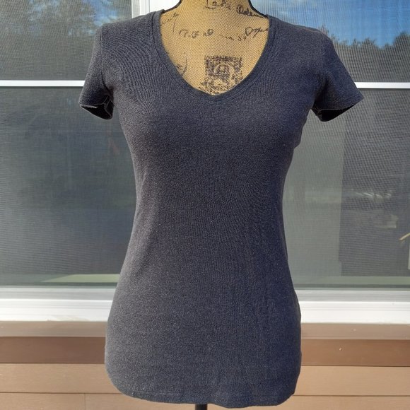 Banana Republic Grey Cotton V Neck Tee - Picture 1 of 10